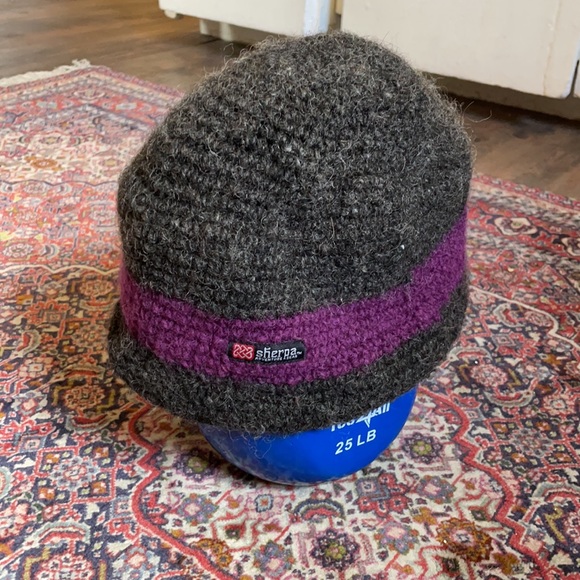 Sherpa wool hat medium- large - Picture 2 of 3